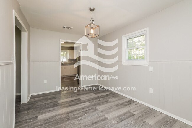 Photo - 933 Tyler St