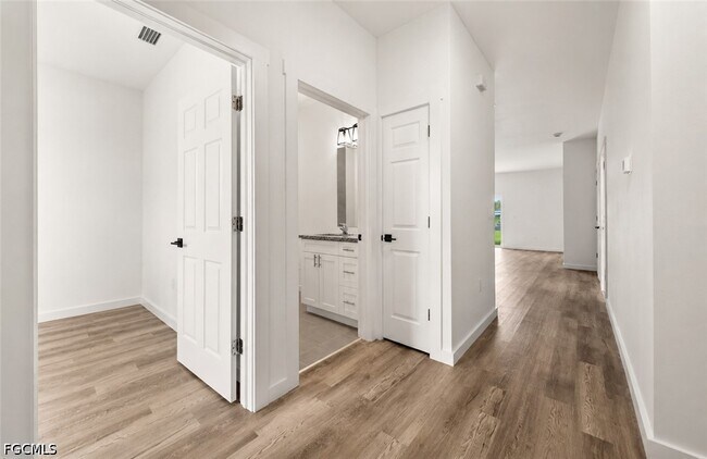 Photo - 1130 Harold Ave S