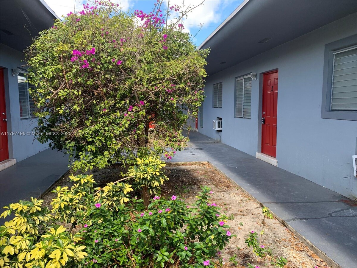 Photo - 1245 NE 127th St Apartamento Unidad 4