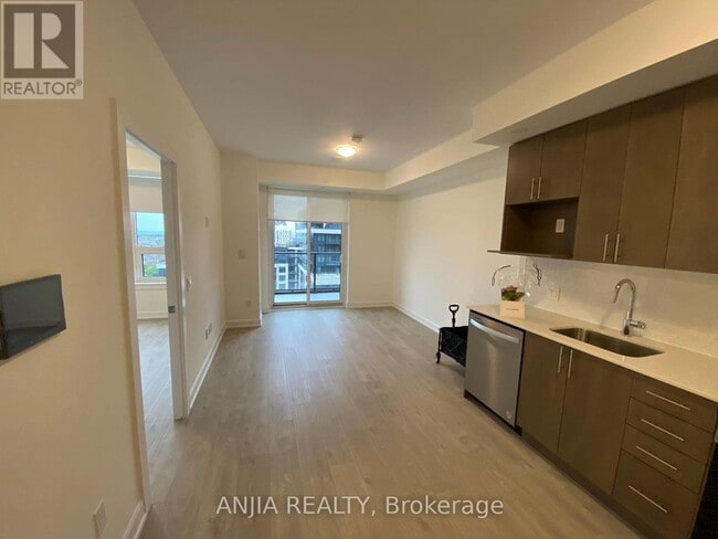 Photo - 3220 William Coltson Ave Unité 1217