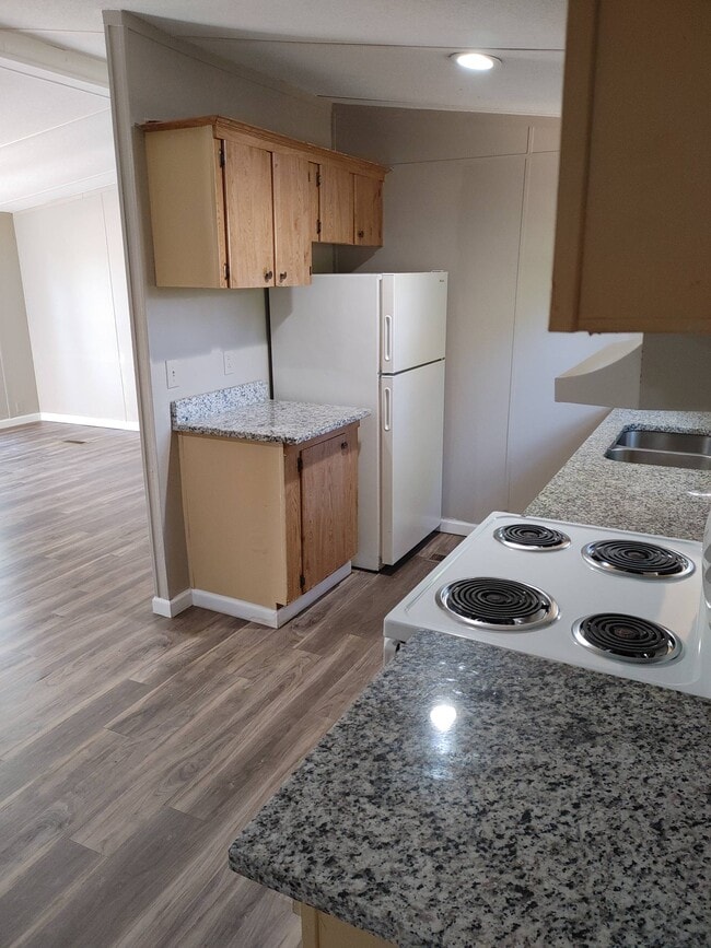 Photo - 30 Cambridge Dr