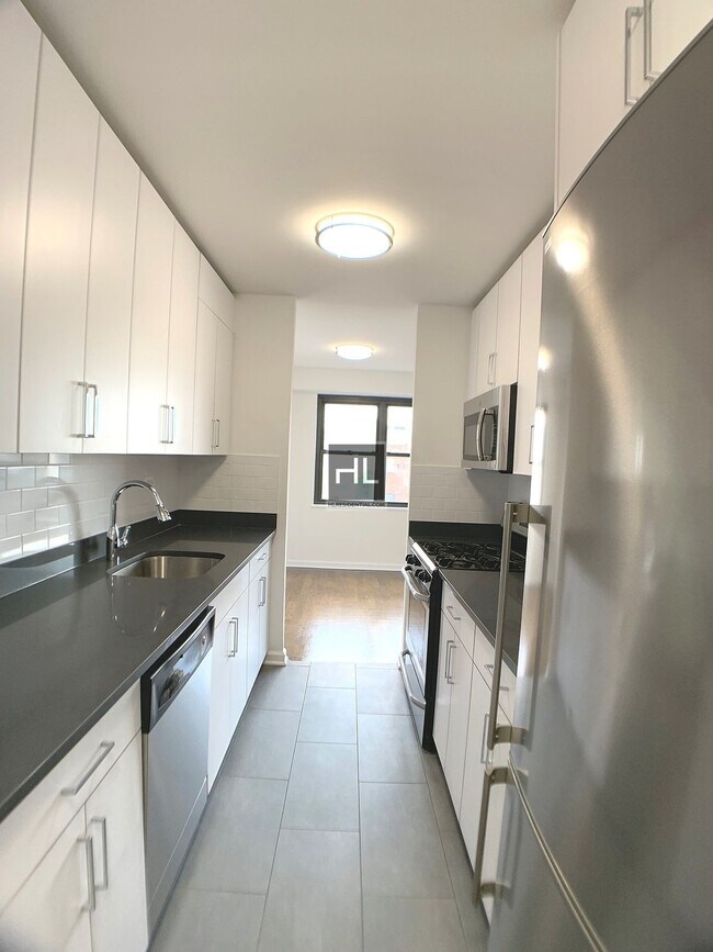 Photo - E 16 ST Unidad 10N