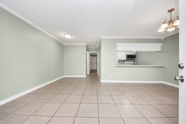 Photo - 44 W Tri Oaks Ln Unit 44