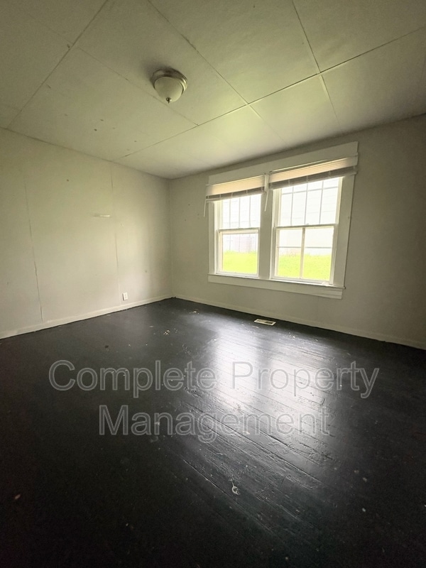 Photo - 4029 44th Ave N