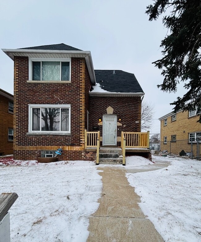 Photo - 7126 W Congress St