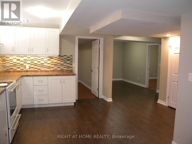 Photo - 42 Westminster Cir