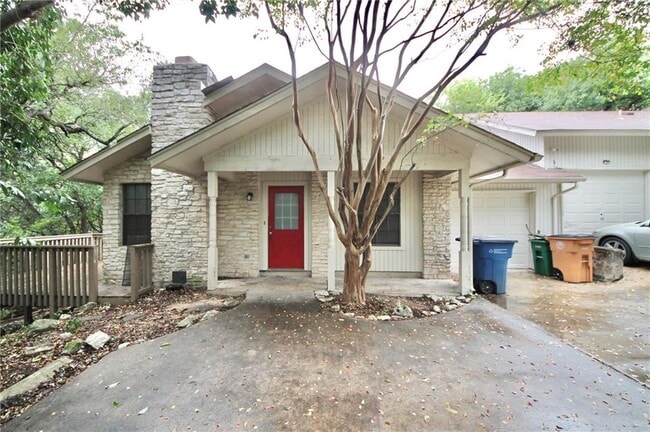 Building Photo - 6710 Hart Ln Rental