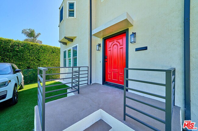 Photo - 347 S Highland Ave