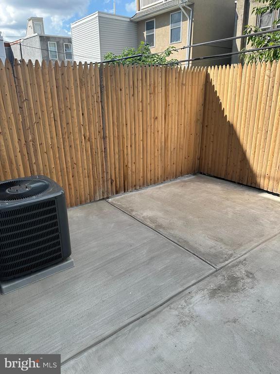 Photo - 1929 Titan St