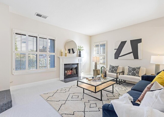 Photo - Updated Townhome in Sought After Walnut Creek Community ! Close To Restaurants & Shops !