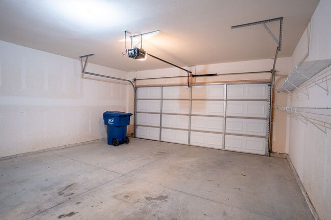 Photo - 3 Bedroom Duplex with a fenced in yard in Battlefield, MO