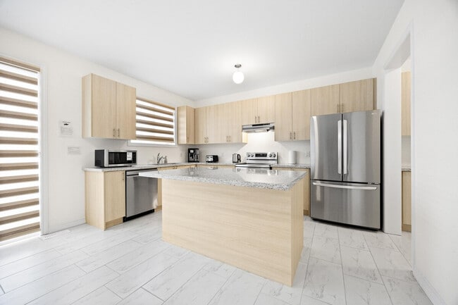Photo - 75 Rosanne Cir Unit SI ID1504512P