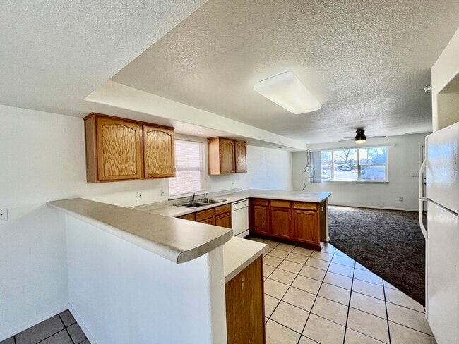 Photo - Nichols 1216-1218 Unit 1218