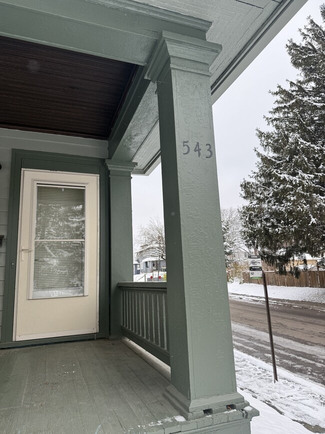 Photo - 543 Grafton Ave