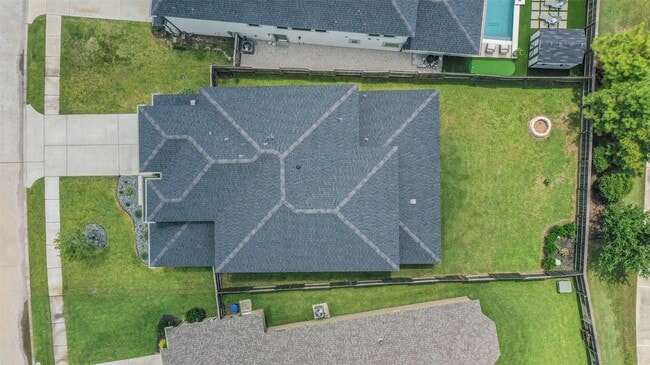 Photo - 340 Cavil Barrier Ln