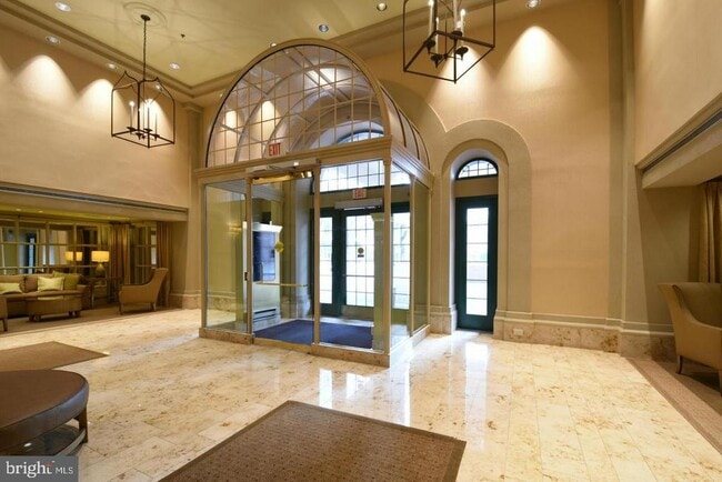 Building Photo - 2151 Jamieson Ave Unit 1801-02