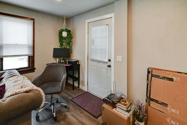 Photo - 205 S Fair Oaks Ave