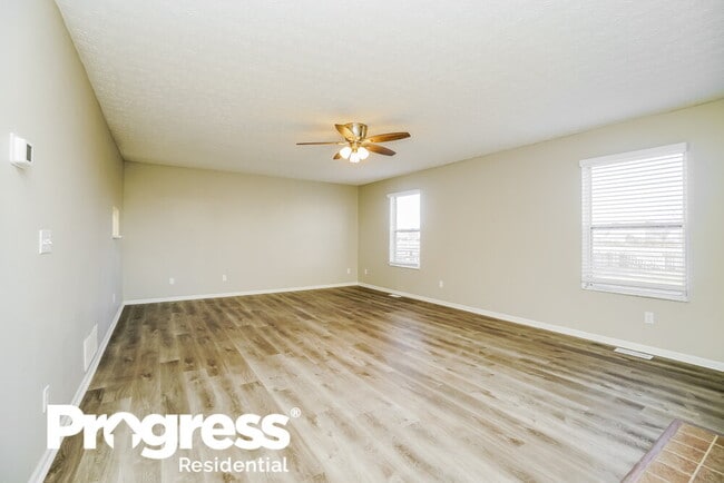 Photo - 171 Glengary Dr