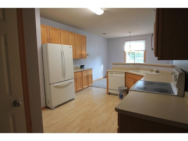 18001 96th Ave N
