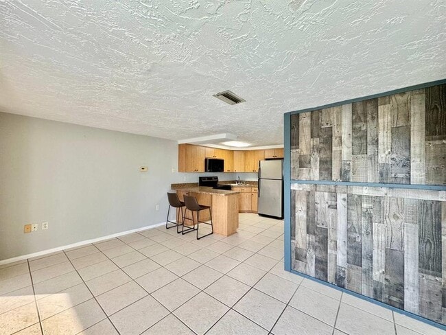 Photo - 9805 Hidden Ln Unit 2