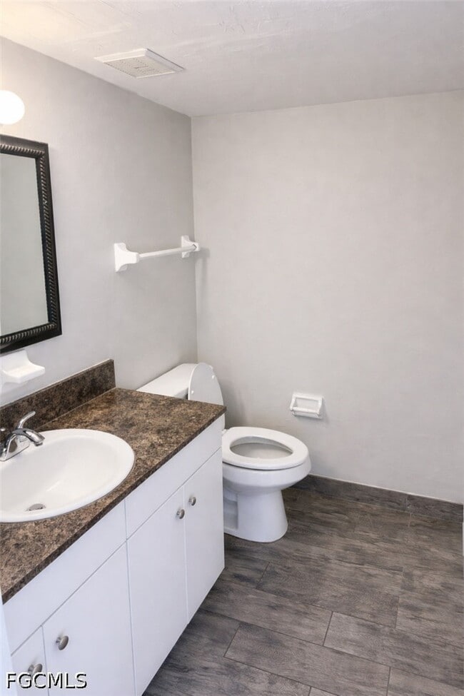 Photo - 1830 Maravilla Ave Unit 712
