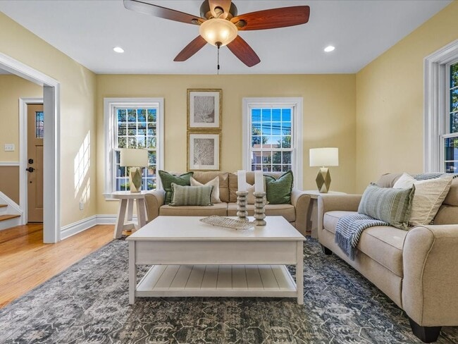 Photo - 217 Huntington Rd