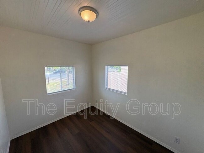 Photo - 326 S L St Unit A