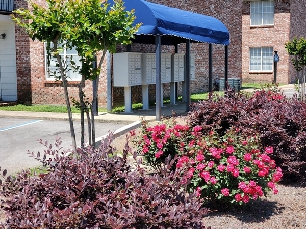 Photo - The Drake at Oak Grove Apartments