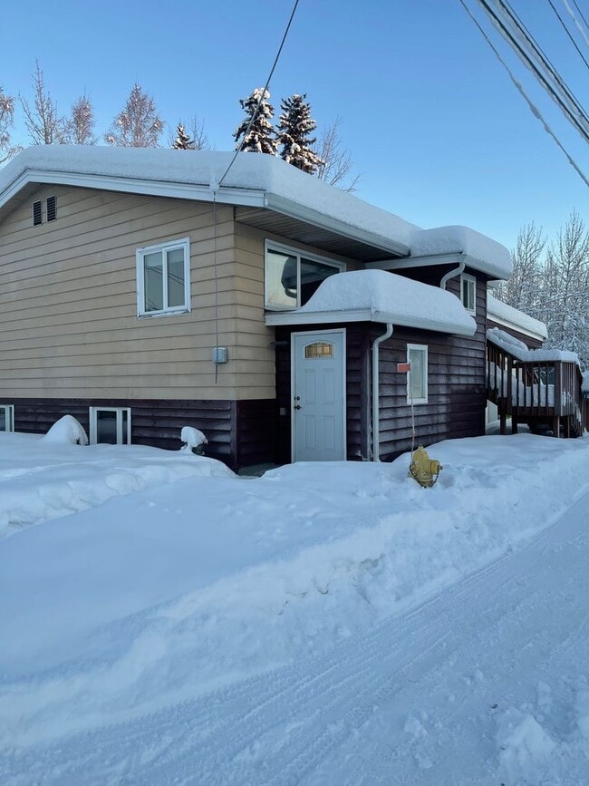 Building Photo - 1034 23rd Ave Unit 2