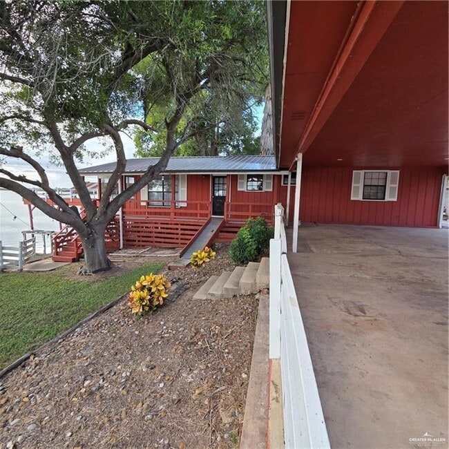 Photo - 26 Lago Vista Dr