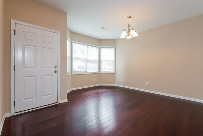 4908 Tommans Trail