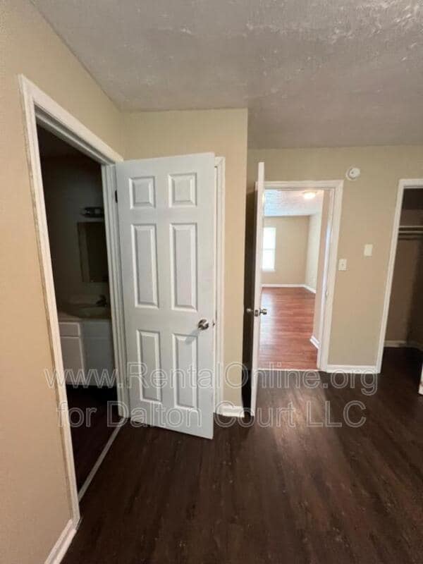 Photo - 1972 Cambridge Dr Unit 31