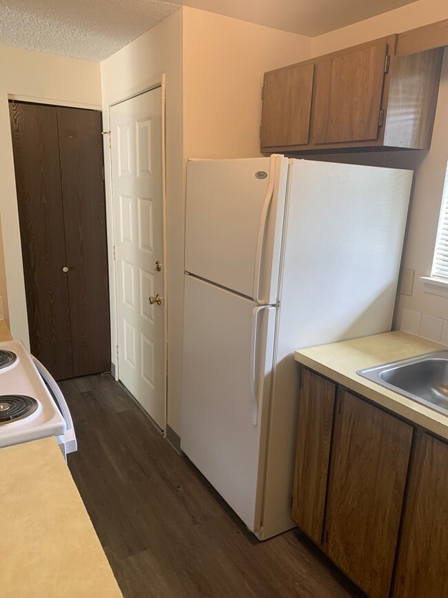 Rockcliffe Apartments