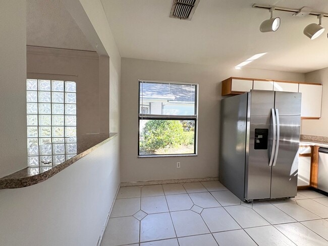 Photo - Cute 3B/2B Home in Hidden Lakes - Community Pool