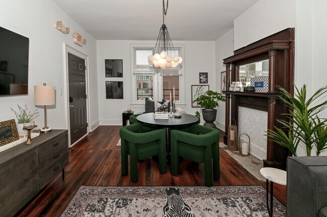 Photo - 1117 Broadway St