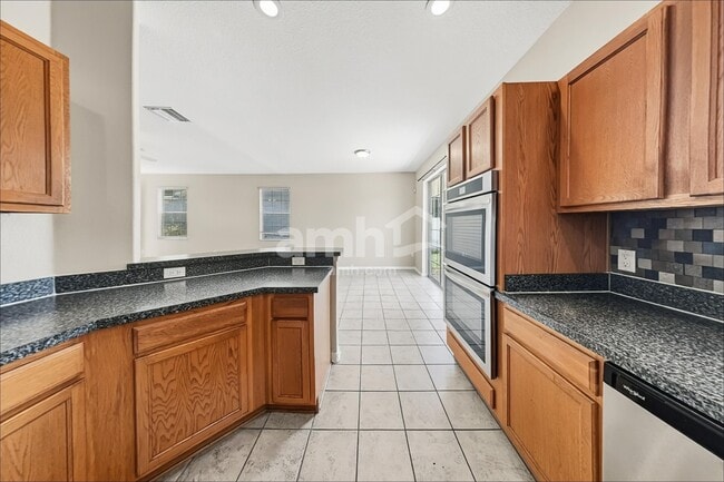 11112 Silver Fern Way