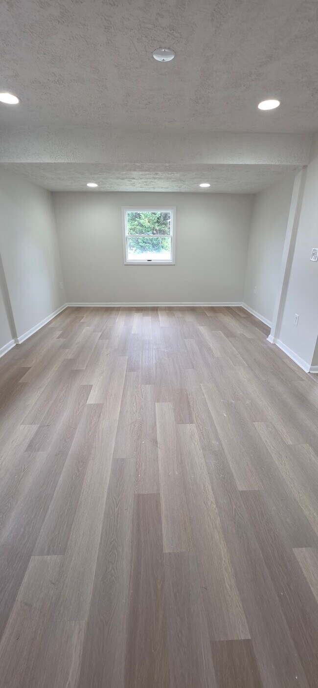 Photo - 203 Midland Ave