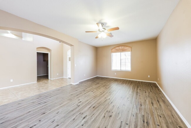 Photo - 10574 W Salter Dr