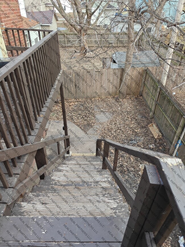 Photo - 417 W 14th St Unidad 3