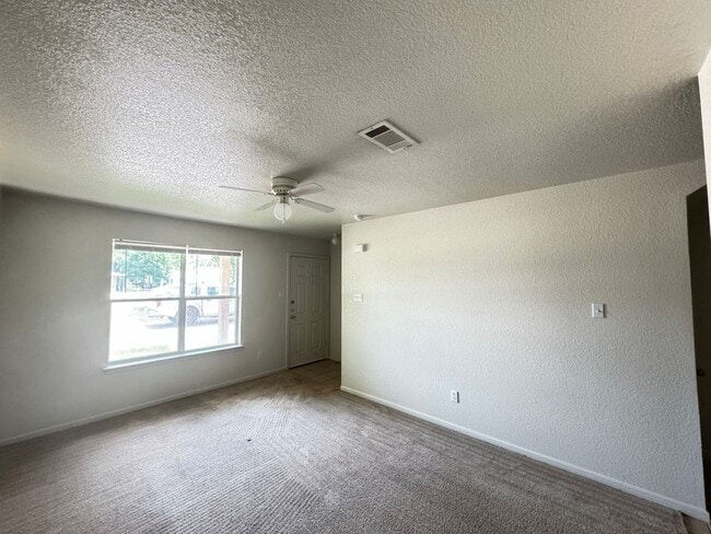 206 Veterans Ave Unit B