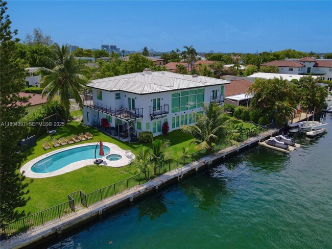 Photo - 13300 Biscayne Bay Terrace