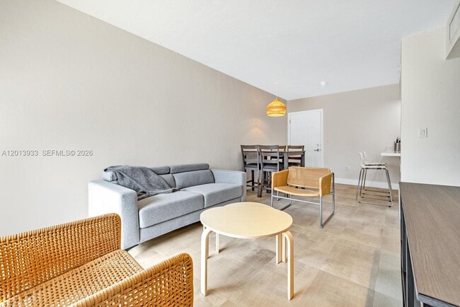 Photo - 290 Sunrise Dr Unit 312