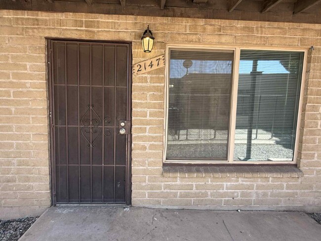 Photo - 2147 S Winstel Ave