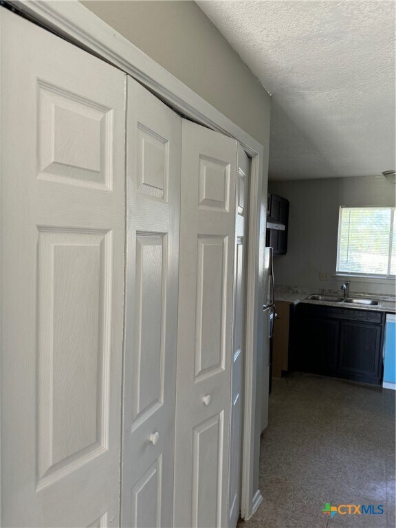 Building Photo - 1207 Charisse St Unit D