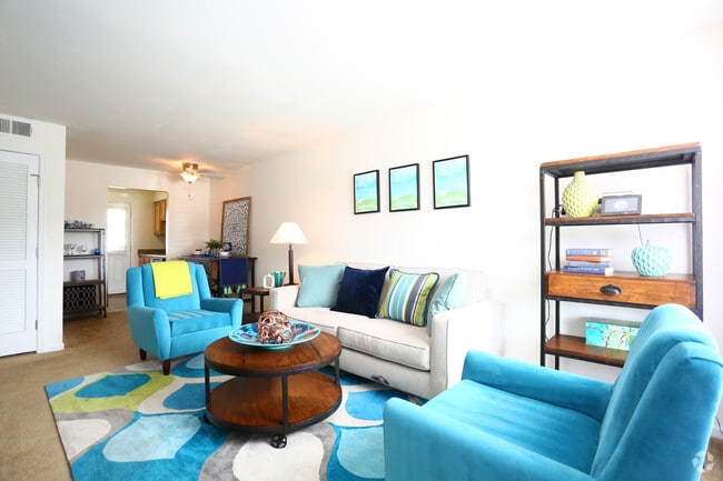 Photo - Emerald Point Apartments & Townhomes