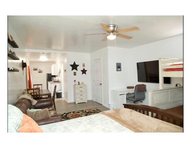 Photo - 187 W Center St Unit 6