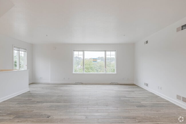 2BR, 2.5BA - Townhome