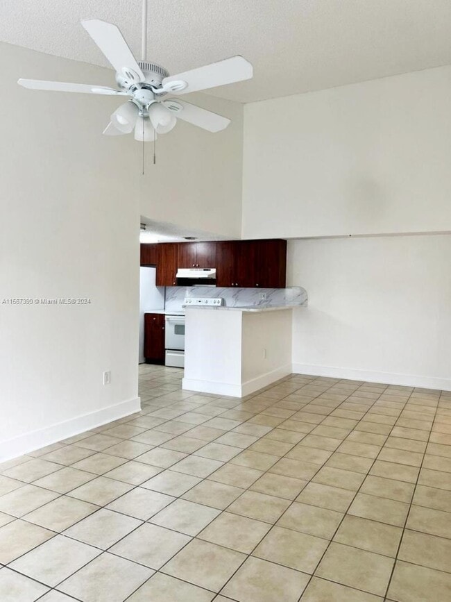 Photo - 7200 NW 179th St Unit 303