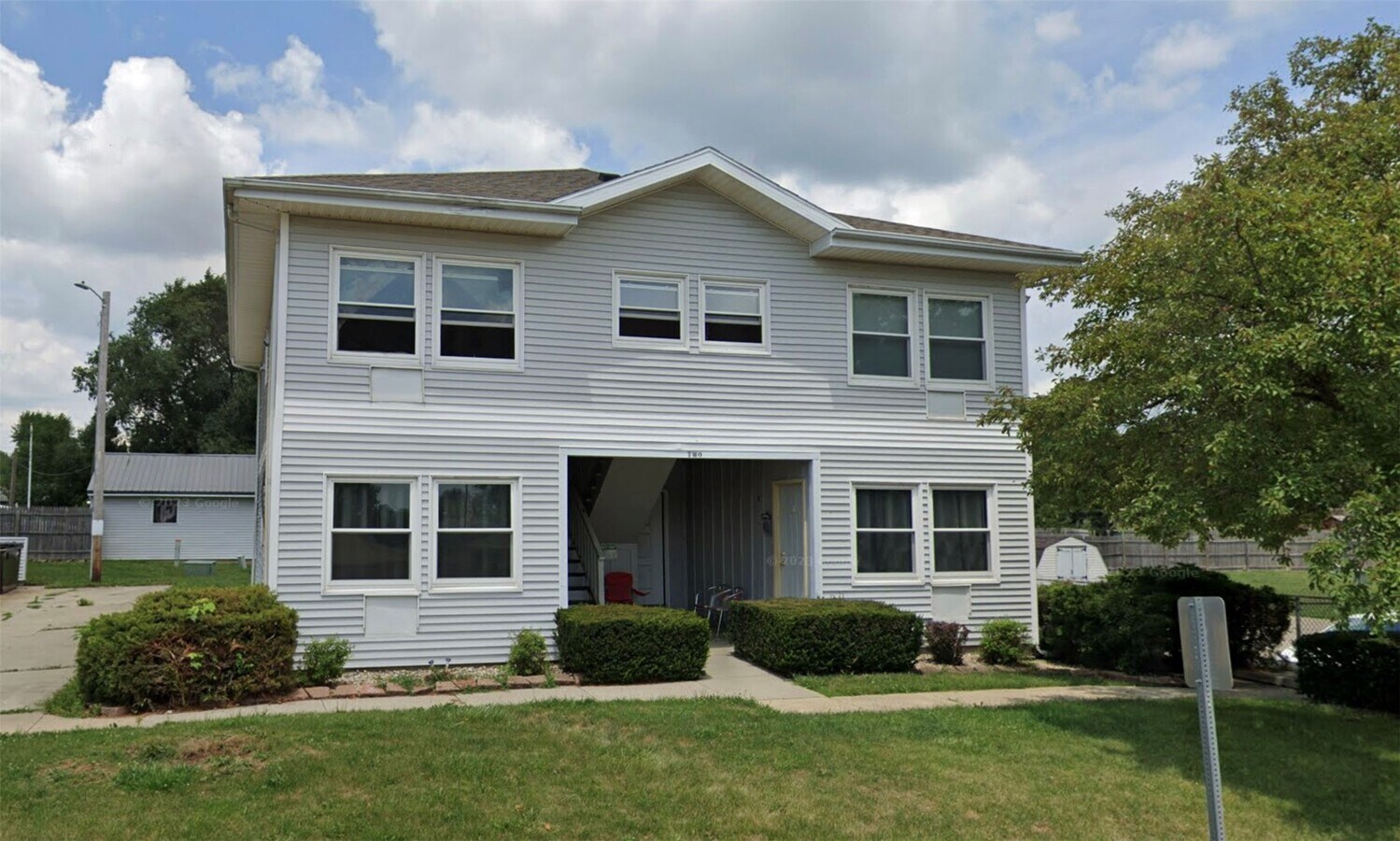 Photo - 306 Wigwam St