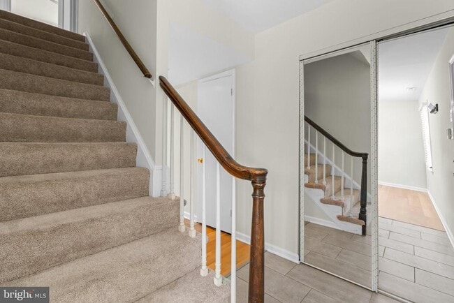 Photo - 16 Cornerwood Ct